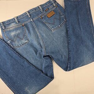 WRANGLER 13MWZ MEN'S JEANS SIZE 38x33 ACTUAL MEASUREMENT COWBOY CUT ORIGINAL FIT